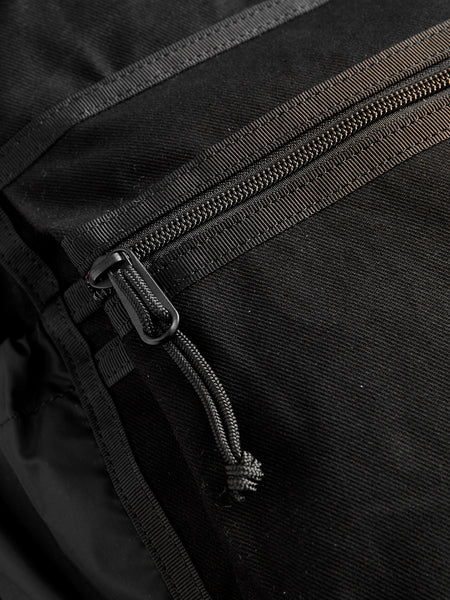 Switch Shoulder Bag (S) in Black – Blue Owl Workshop