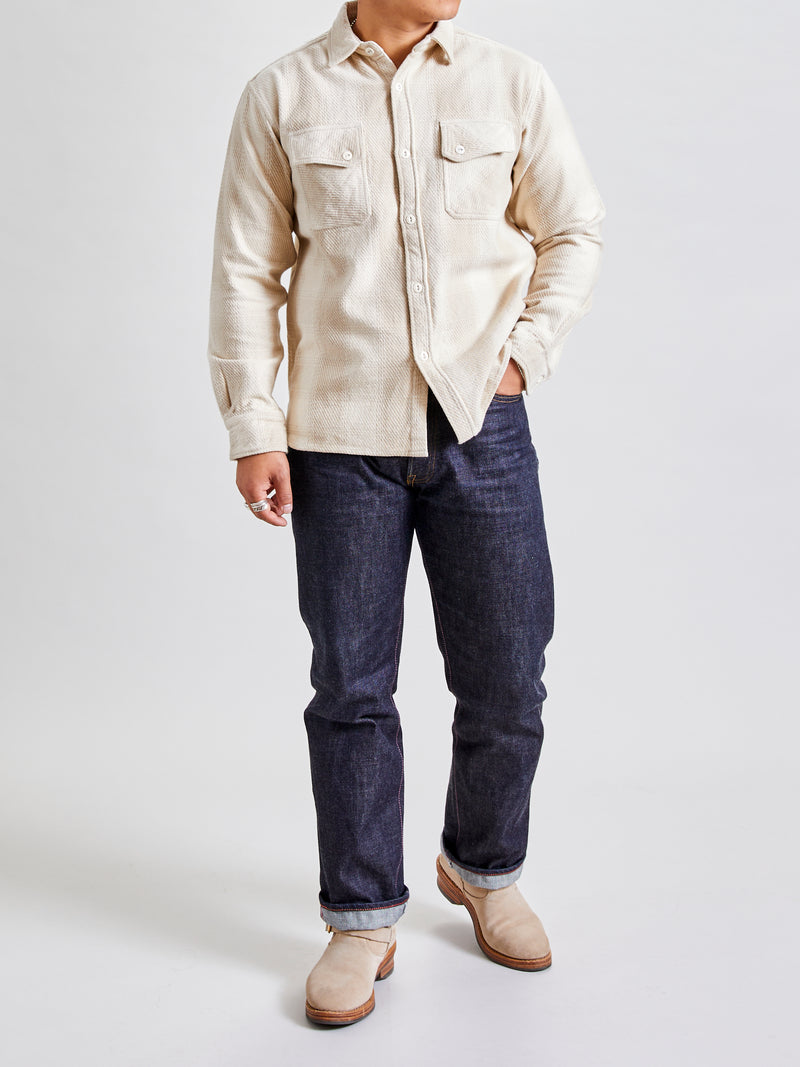 Crosscut Flannel in Alabaster Twill