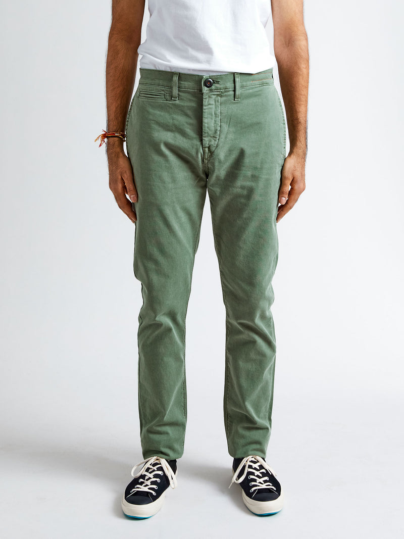 Everyday Chino in Military Green