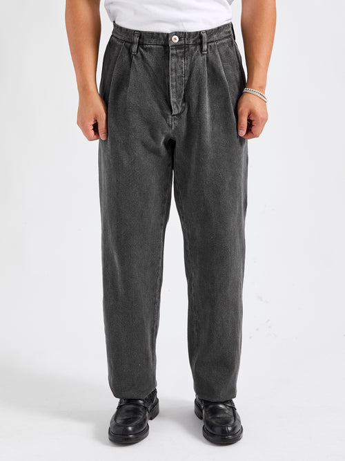 Herringbone 2Tuck Pants in Heather Black