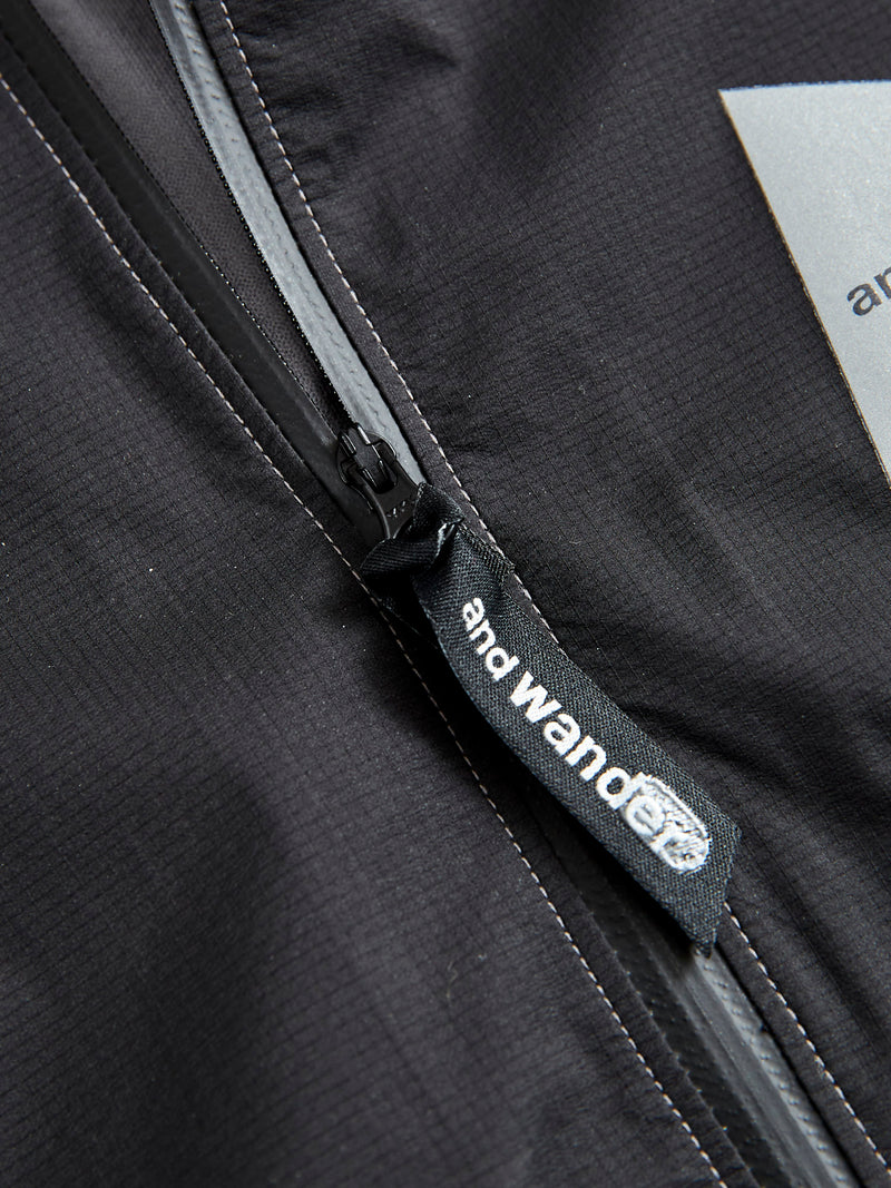 3L Ultra Light Rain Jacket in Black