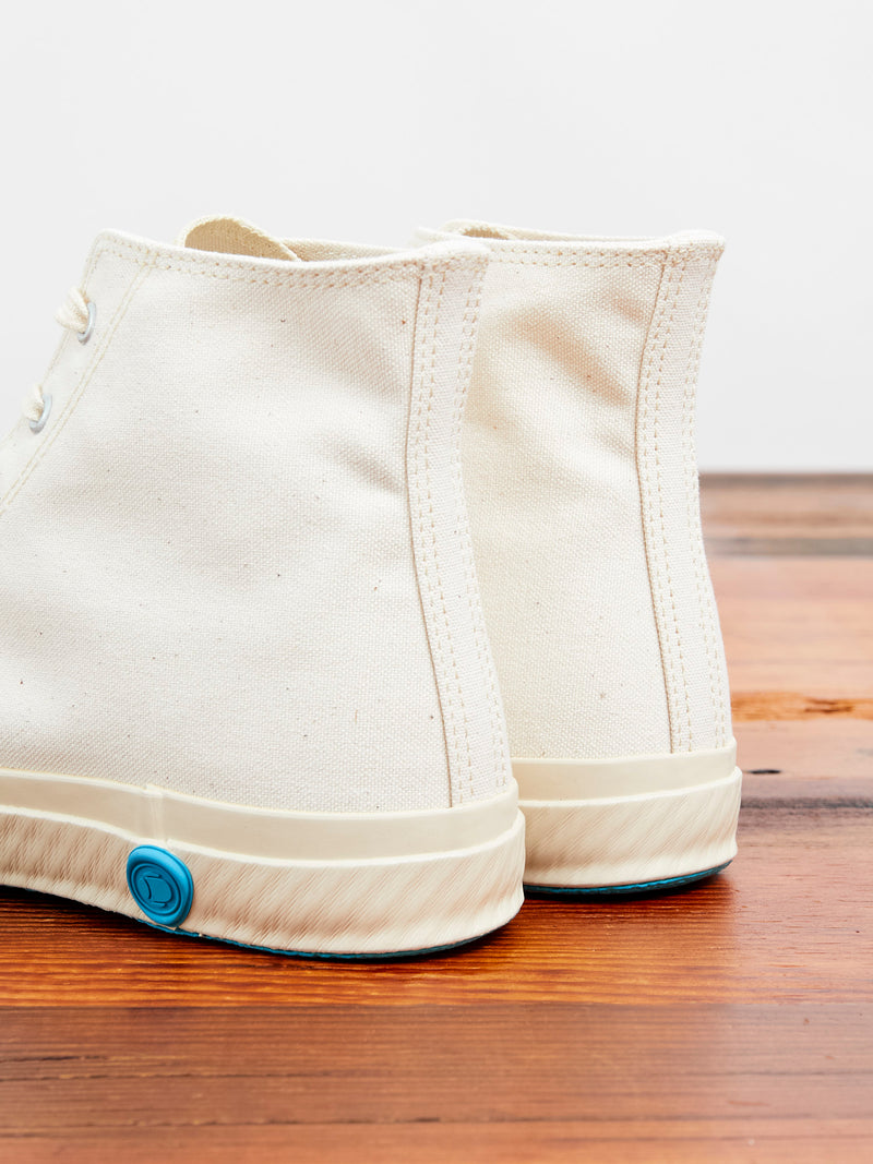 01JP High Top Sneaker in White