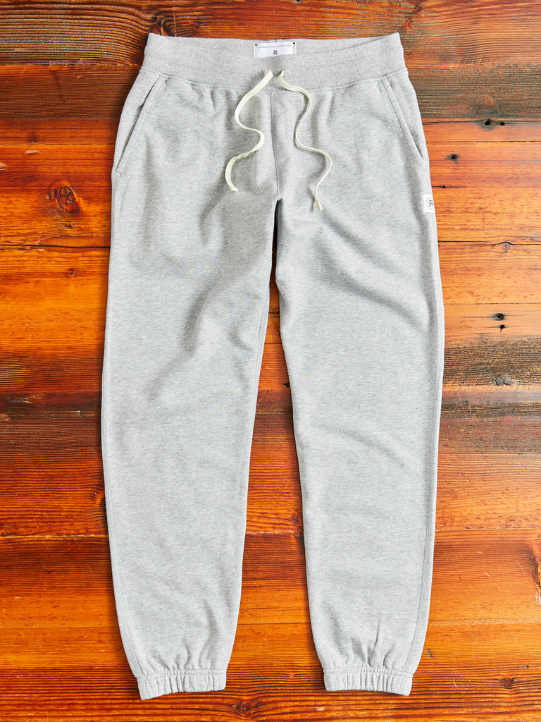 Reigning Champ - Midweight Terry Cuffed Sweatpant in Heather Grey
