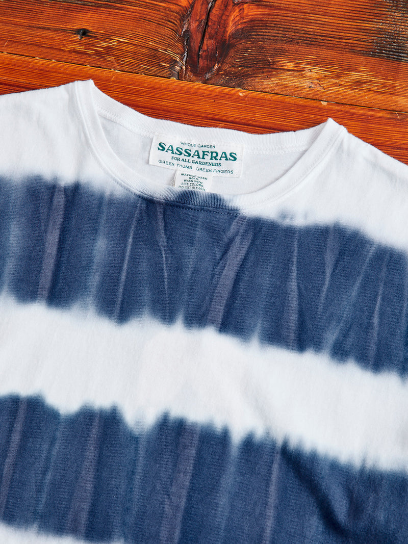 Stratum Tie-Dye Border T-Shirt in Navy