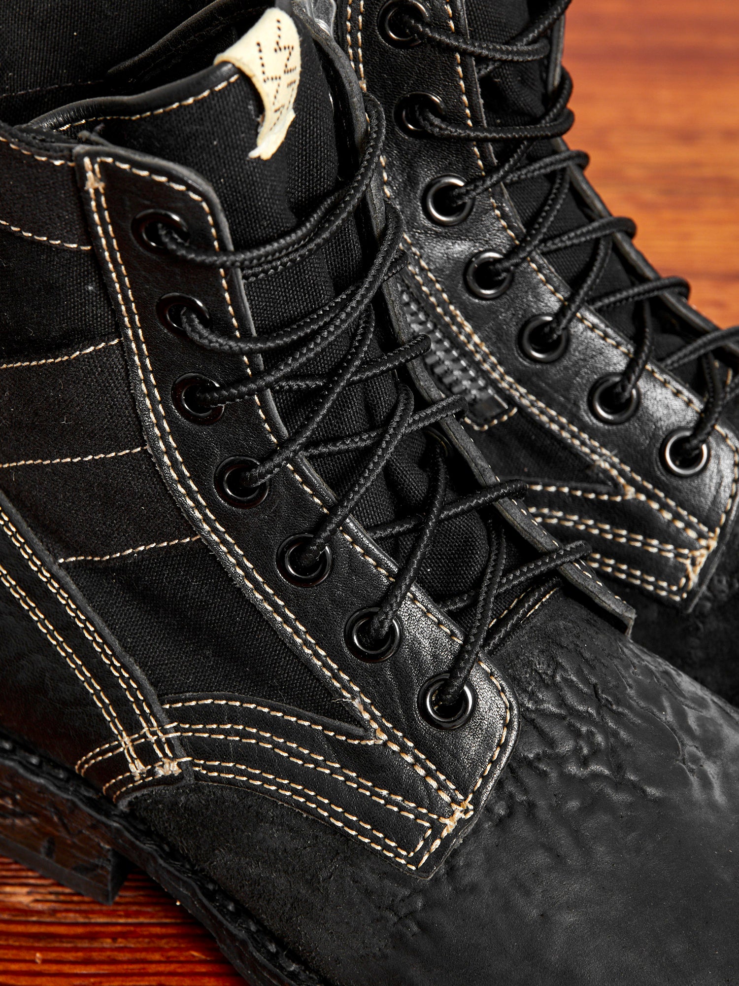 7 Hole '73-Folk Boots in Black Horsehide