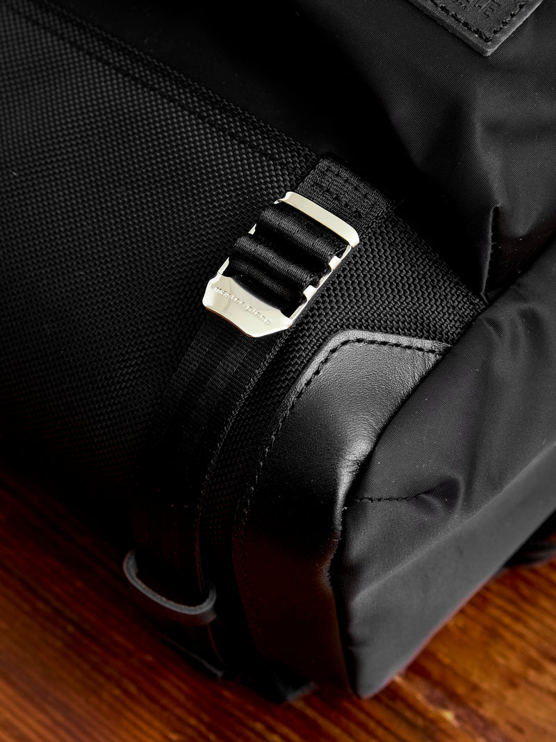 Lightning Zip Backpack in Black