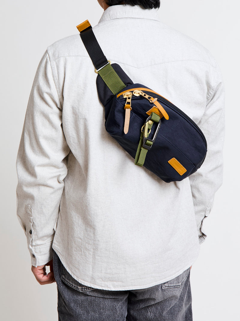 Link Waist Bag v2 in Navy