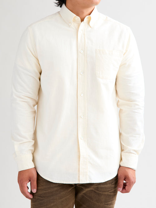 Brushed Oxford Button-Up Shirt in Ecru