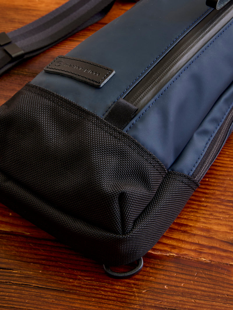 Slick Sling Bag in Navy