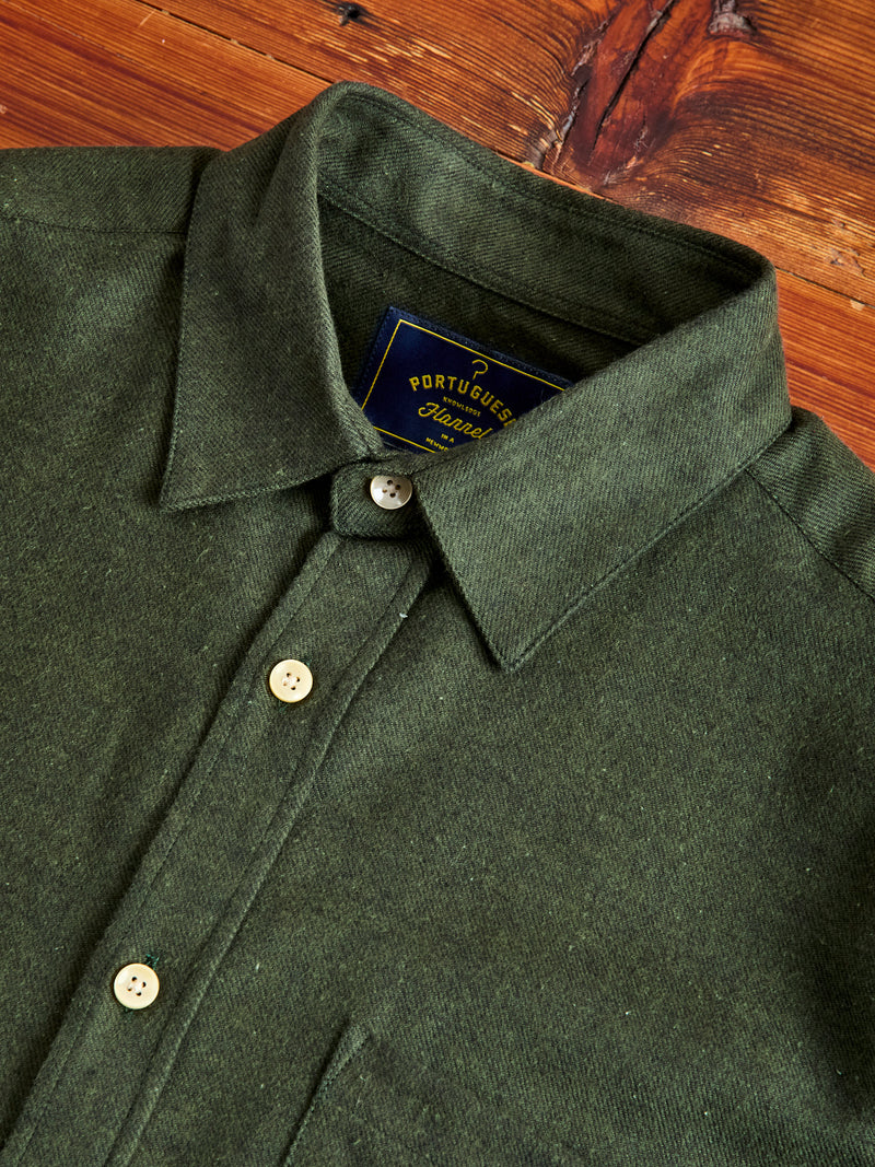 Teca Button-Up Shirt in Forest Green