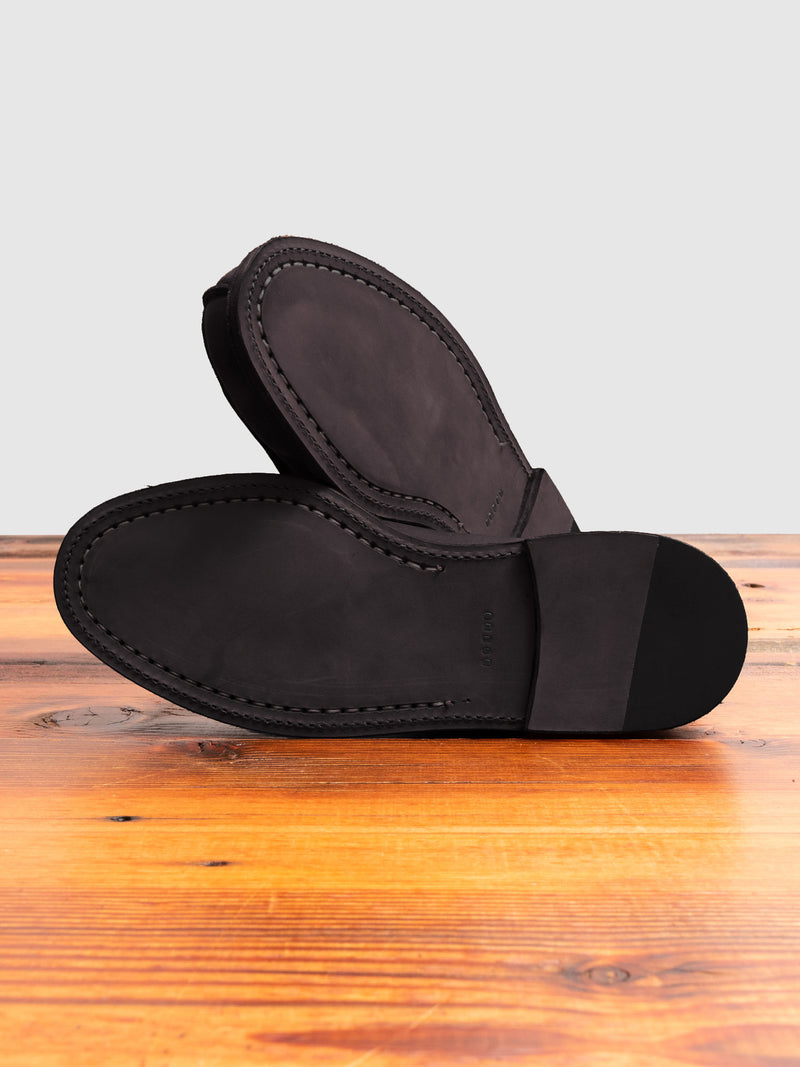 Slouchy Loafers in Black