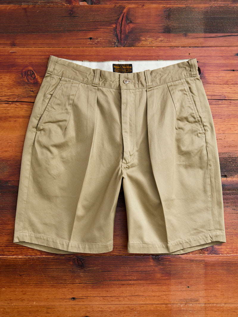 Pleated Military Chino Shorts in Beige