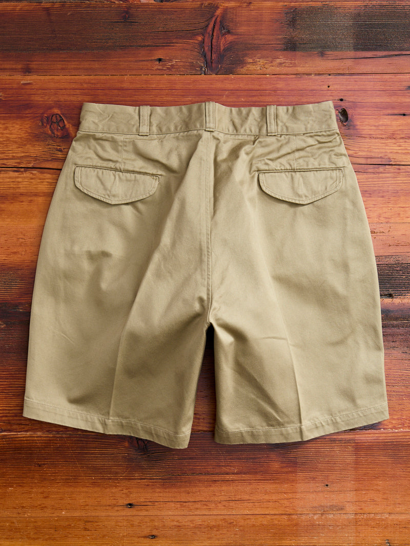 Pleated Military Chino Shorts in Beige