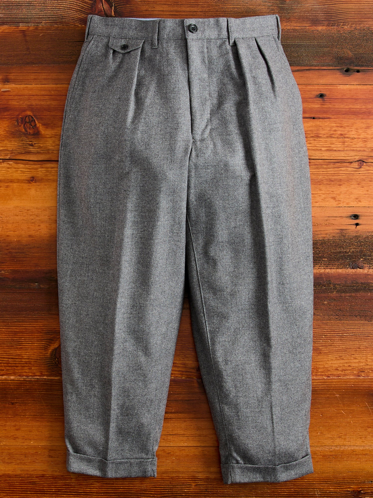 2-Pleat Flannel Trousers in Grey – Blue Owl Workshop