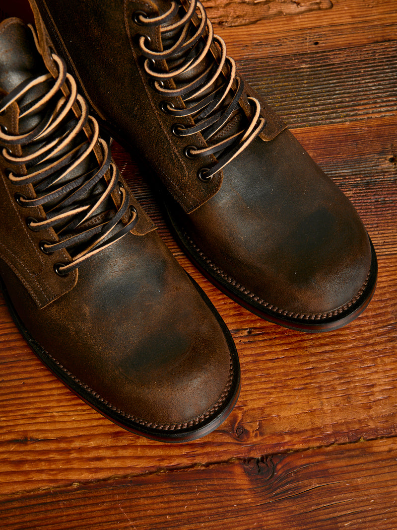 Service Boot 310 in Coyote Waxy Commander