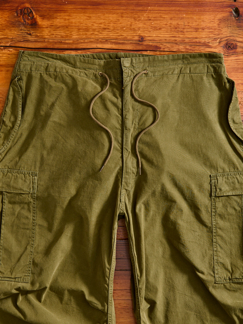 Cotton Nylon Darted Cargo Pants in Olive