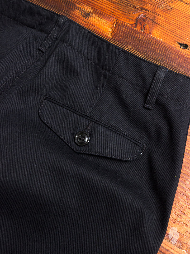 KMFG Chino in Black