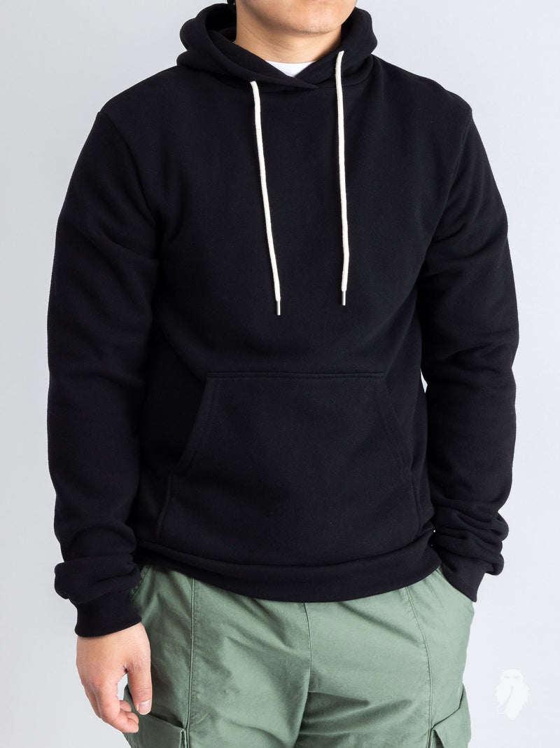 Beach Hoodie in Black