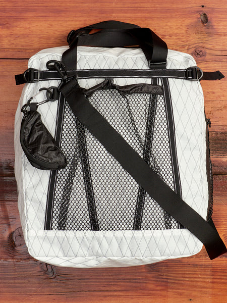 and Wander 25L Dyneema Backpack in Charcoal