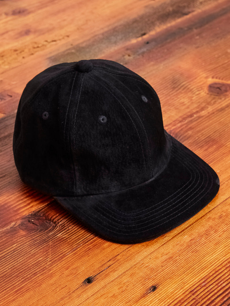 6-Panel Suede Cap in Black